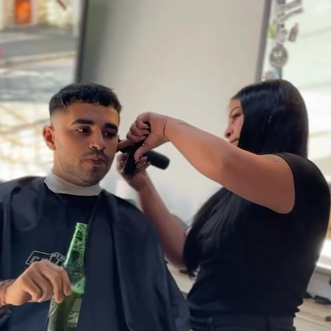 Tato, barbero de Gold Boys & Girls Culture
